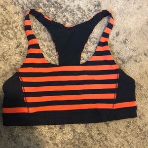 Lululemon sports bra